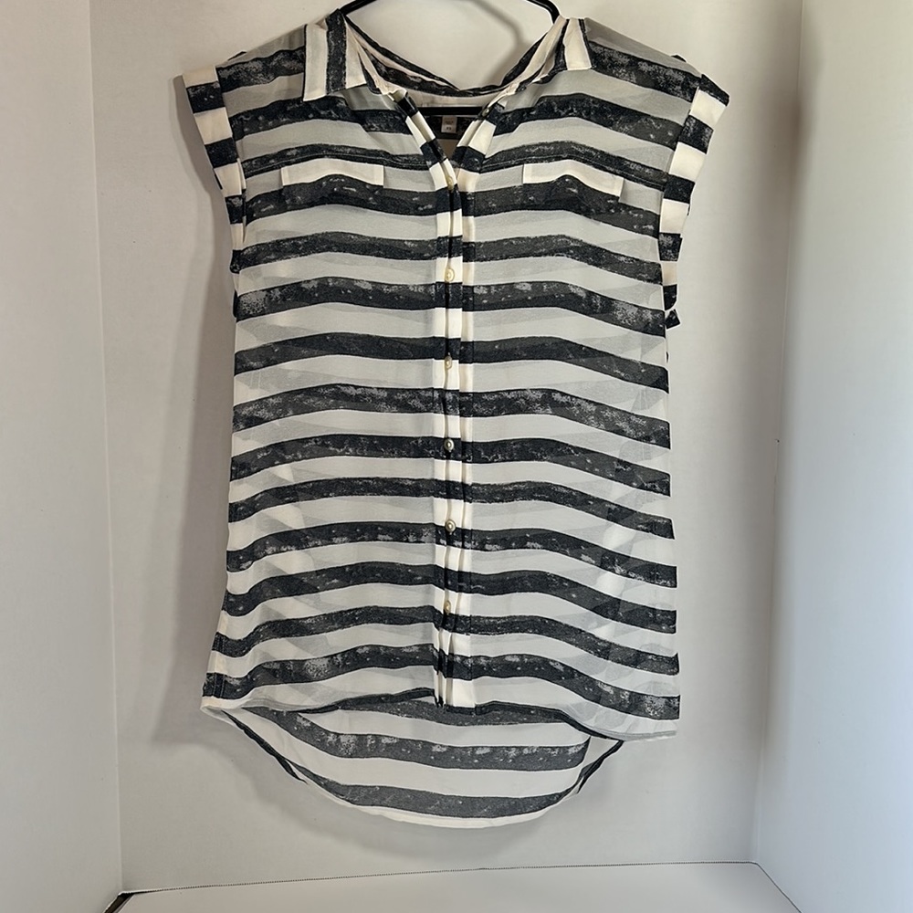 Gap sheer sleeveless striped button up top size XS black white gray shimmer